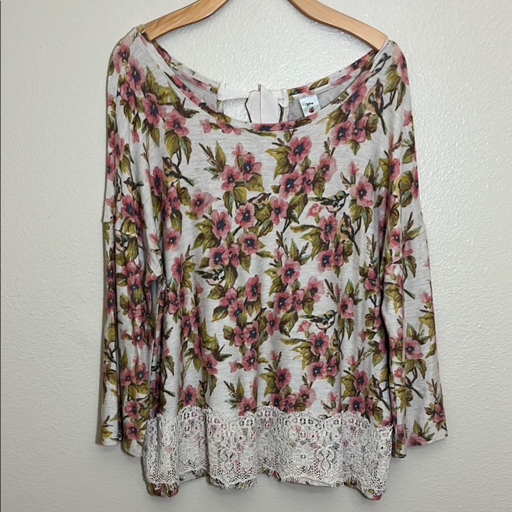 Disney by Lauren Conrad Floral Bird Lace 3/4 Sleeve Shirt